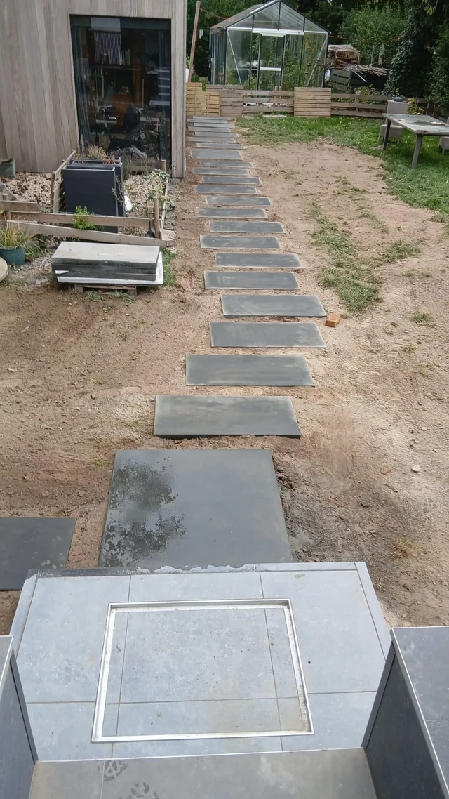 La réalisation du passage vers l’annexe.