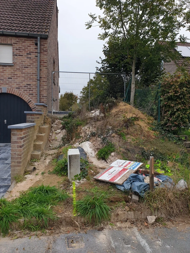 Le talus avant sa transformation.